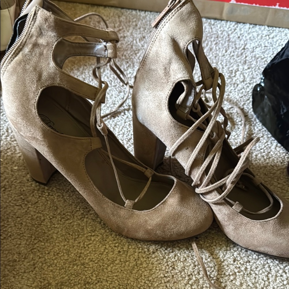 Breckelles Elegant Tan Lace-Up Heels